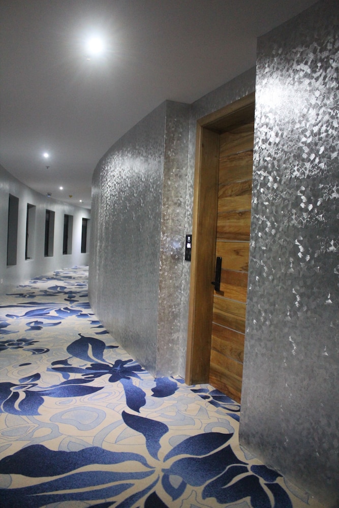 AQUARIUS KIGO RESORT 32/57