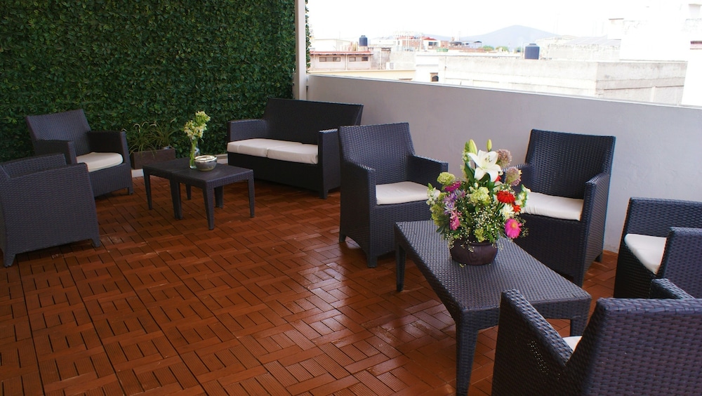 El Hotel Business Class 53/56