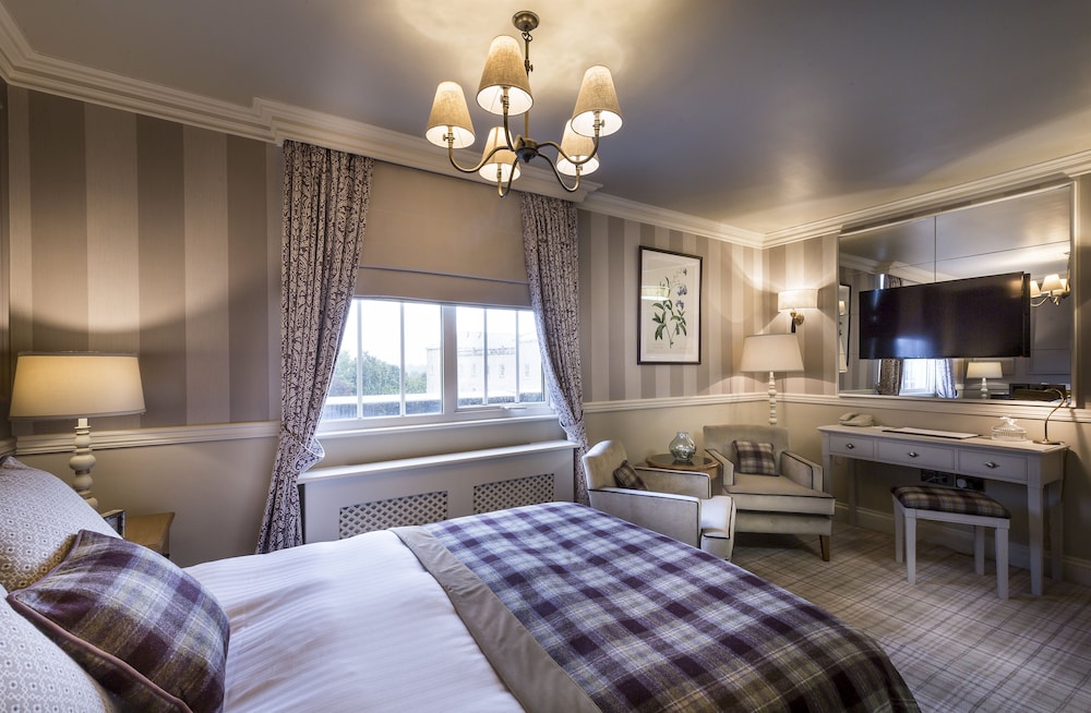 SUPERIOR, DOUBLE BED