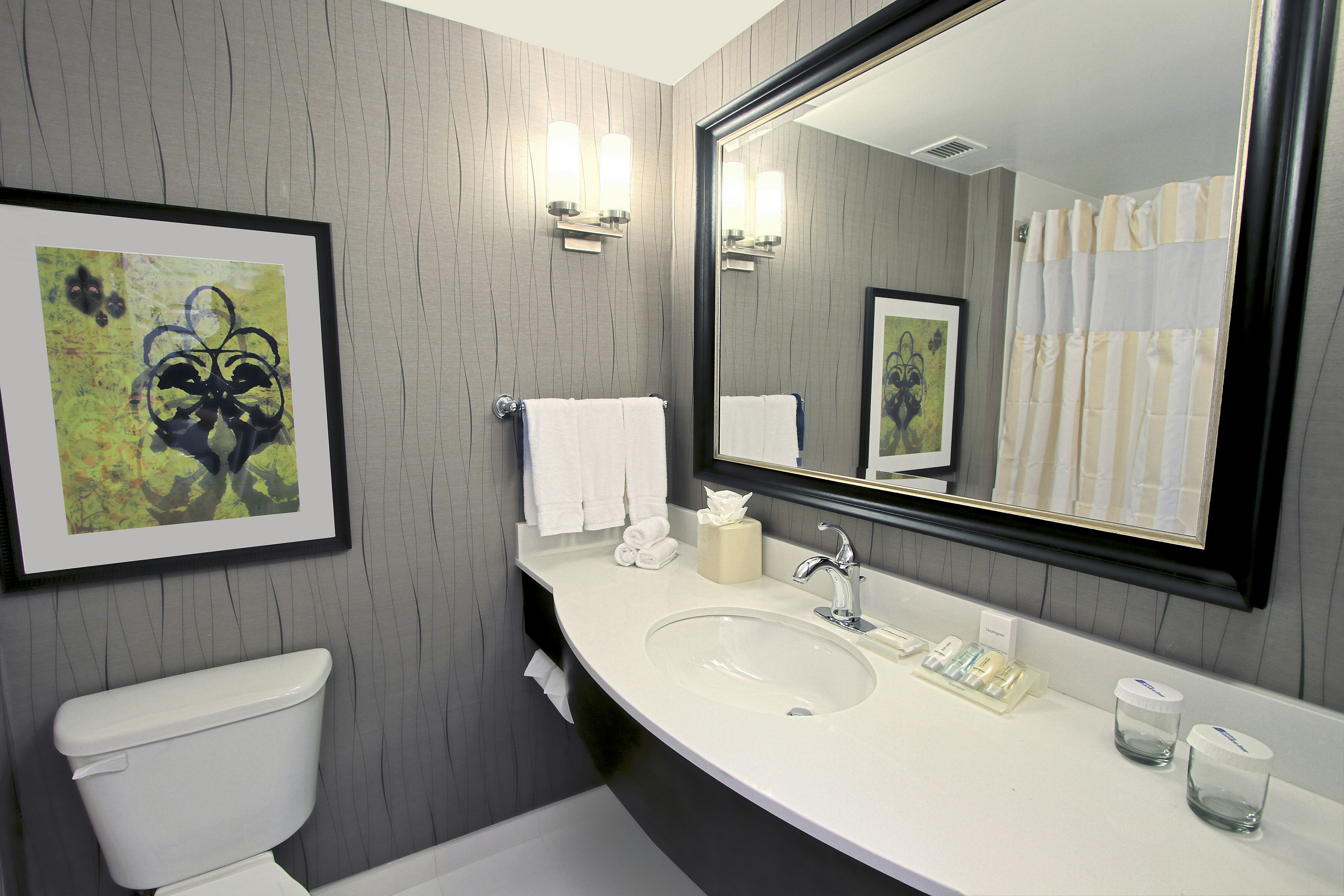 غرفة بسريرين مزدوجين، Hilton Garden Inn Westbury 7/7