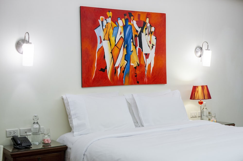 The Lokal Hotel Phuket 6/37