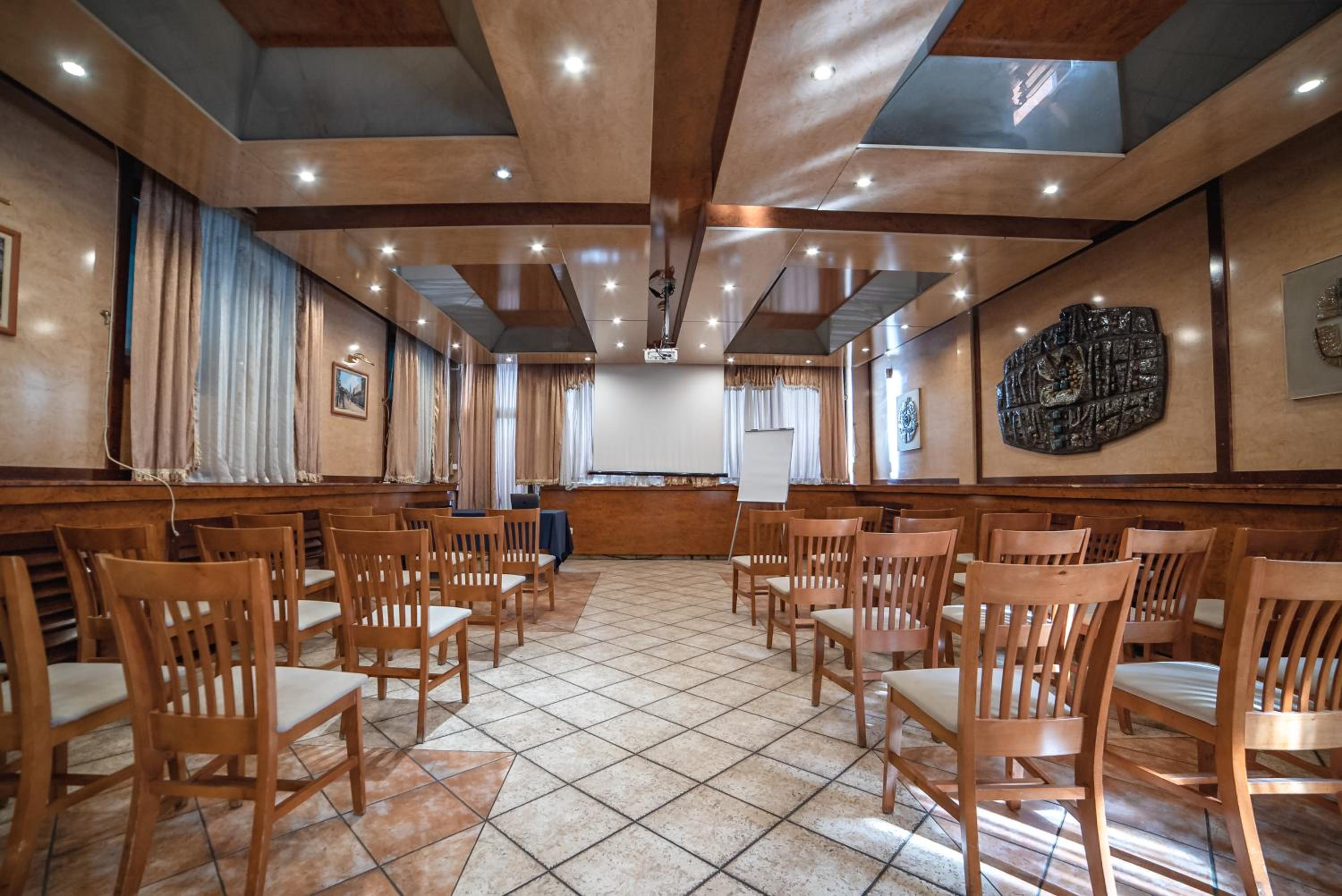 Novi Sad Hotel 38/54