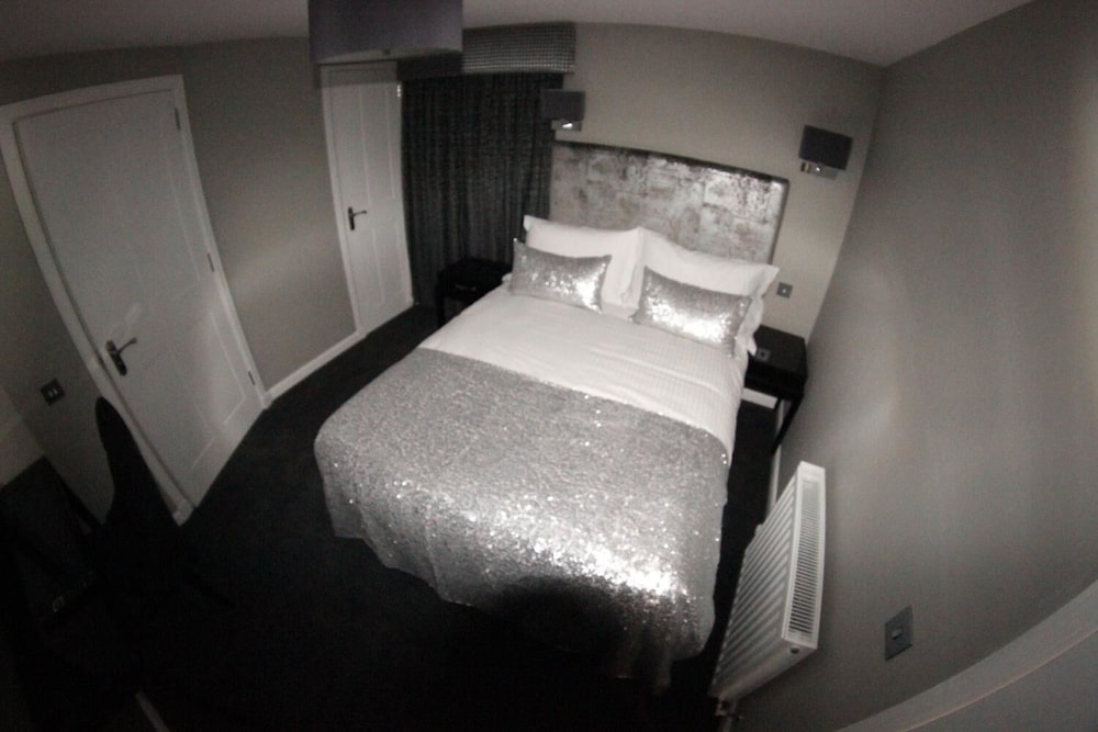 Shorehead Guest House 2/27
