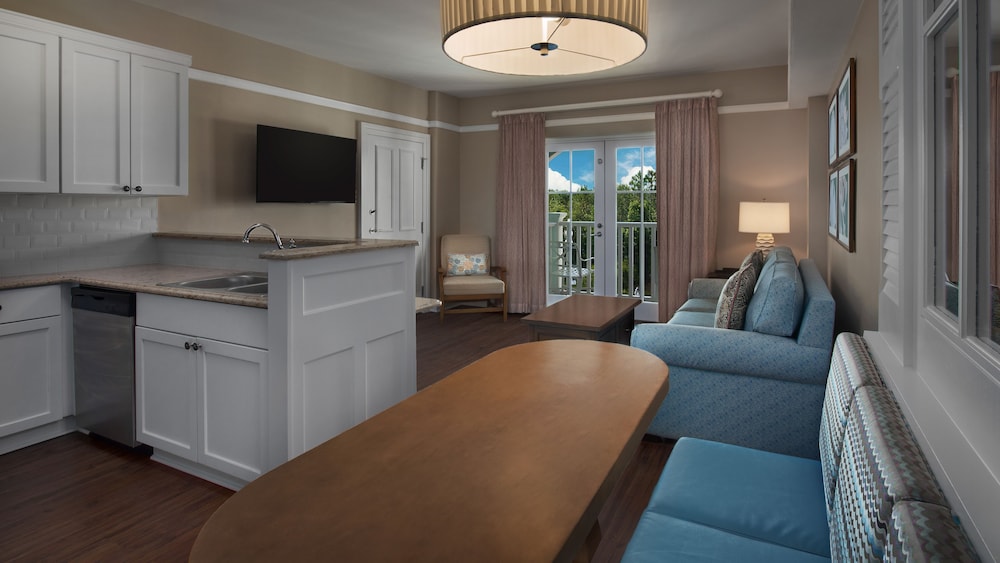 Disneys Beach Club Villas 18/35