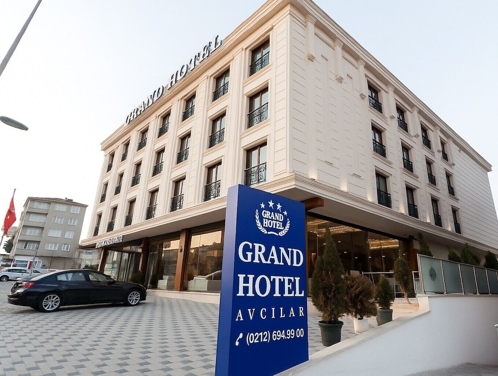 Grand Hotel Avcilar 44/50