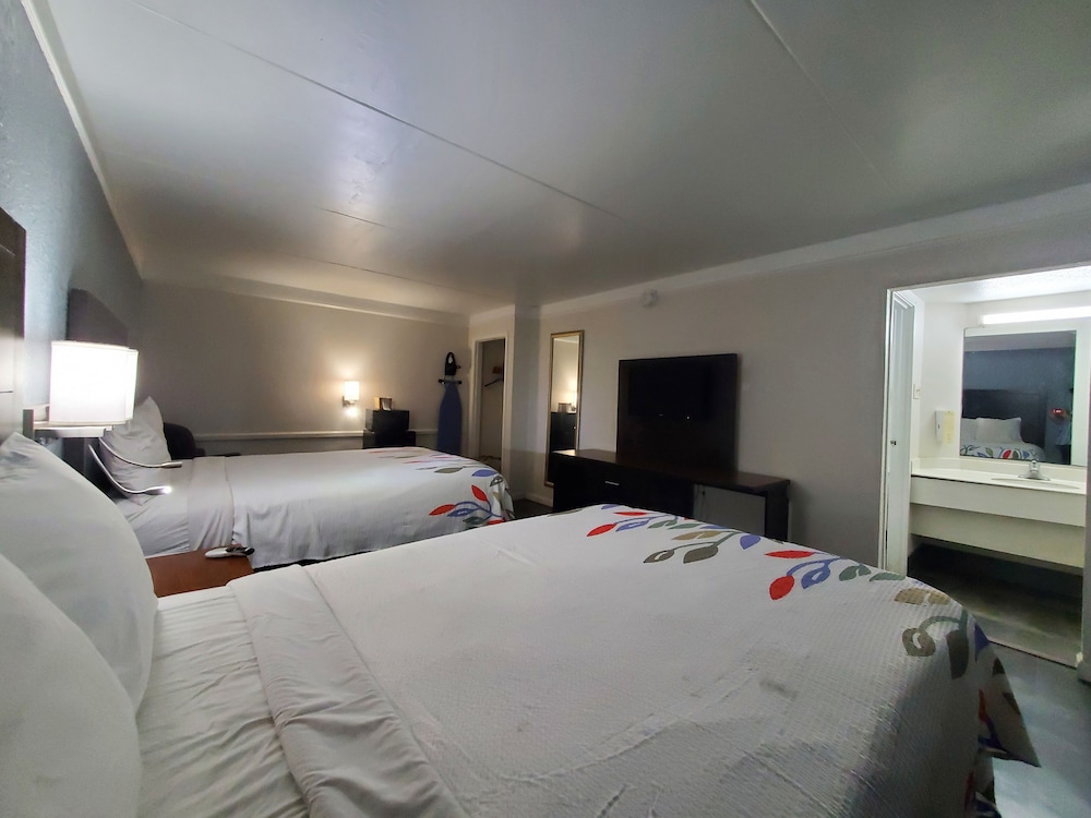 Relax Inn 17/37