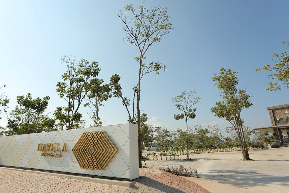 Navela Hotel & Banquet 45/50