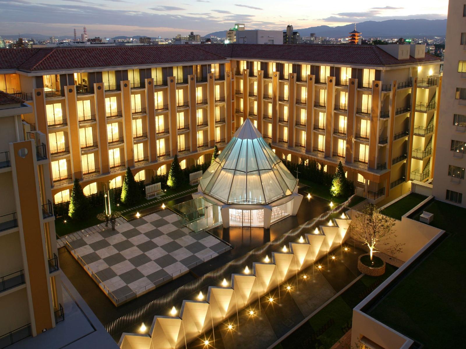 Miyako Hotel Kyoto Hachijo in KYOTO