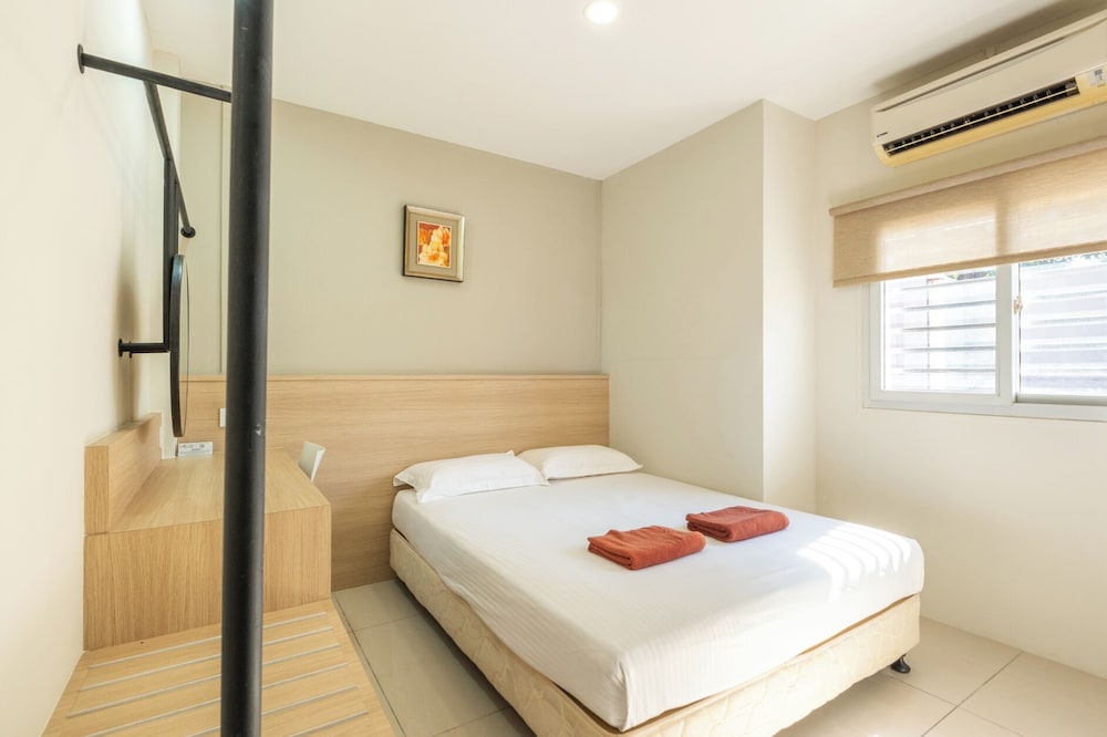 Bahagia Villa 18/38