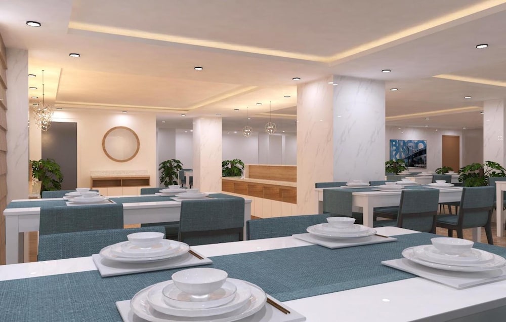 VALENCIA HOTEL 62/70