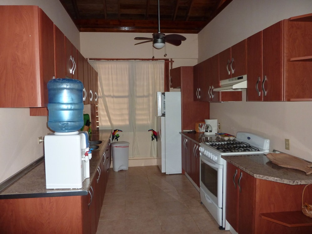 Villas Pico Bonito 52/66
