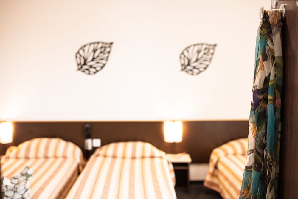 Hôtel Hélianthe 5/50