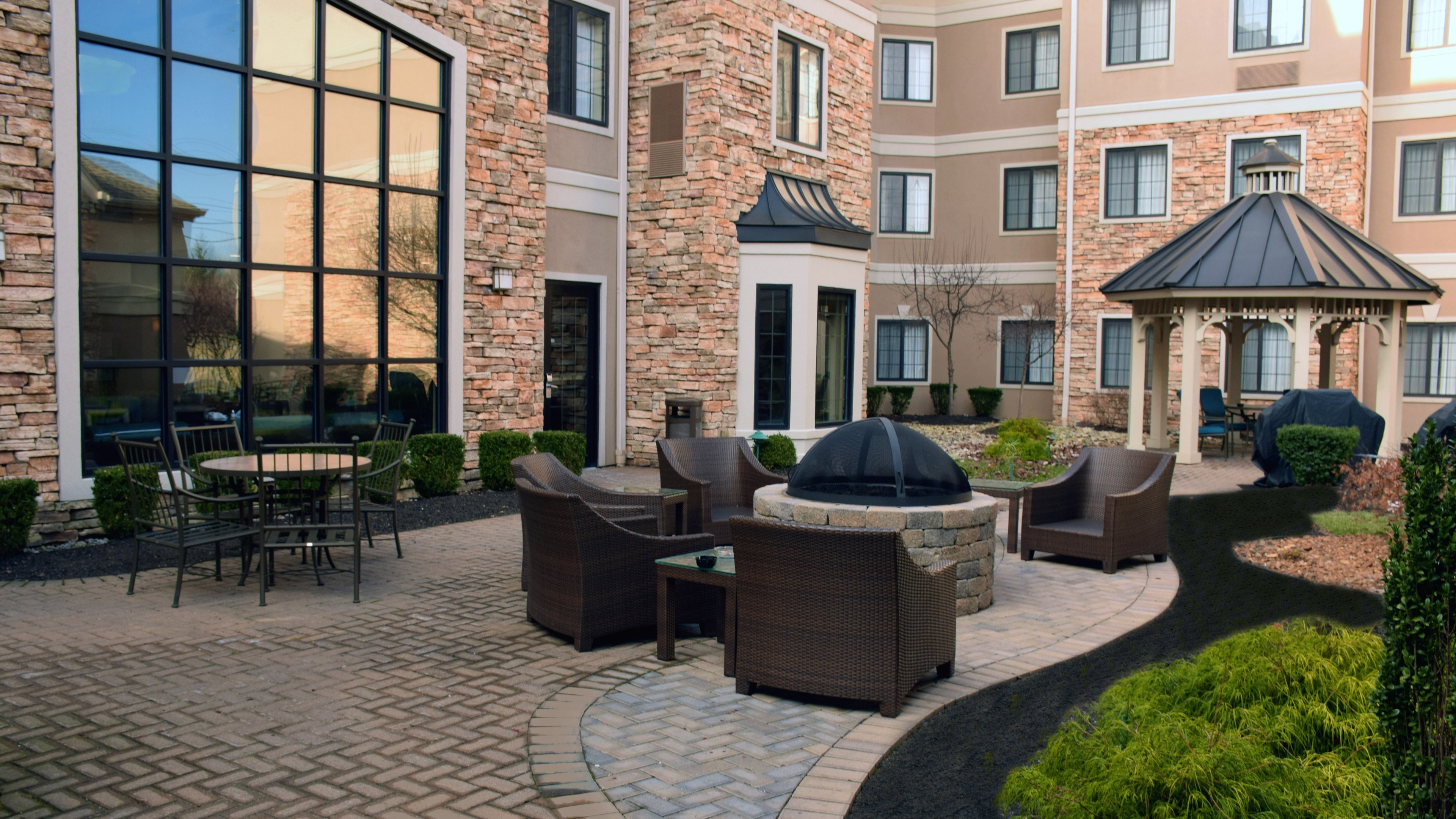 Staybridge Suites Cincinnati North Oh 39/69