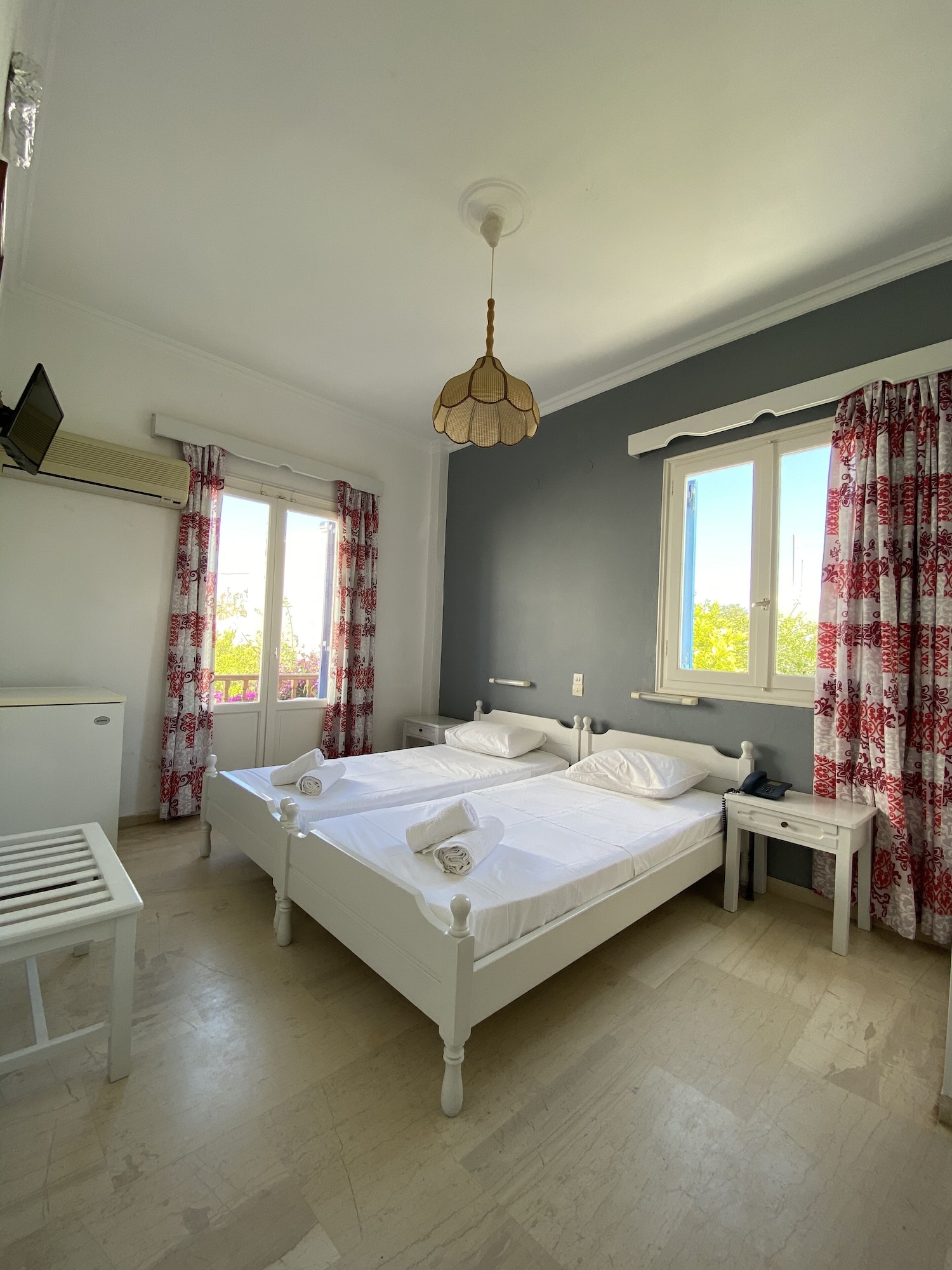 ROOM, DOUBLE BED, BALCONY