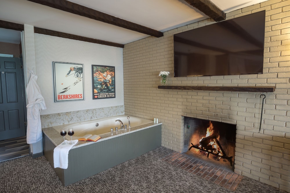 The Yankee Inn 10/68