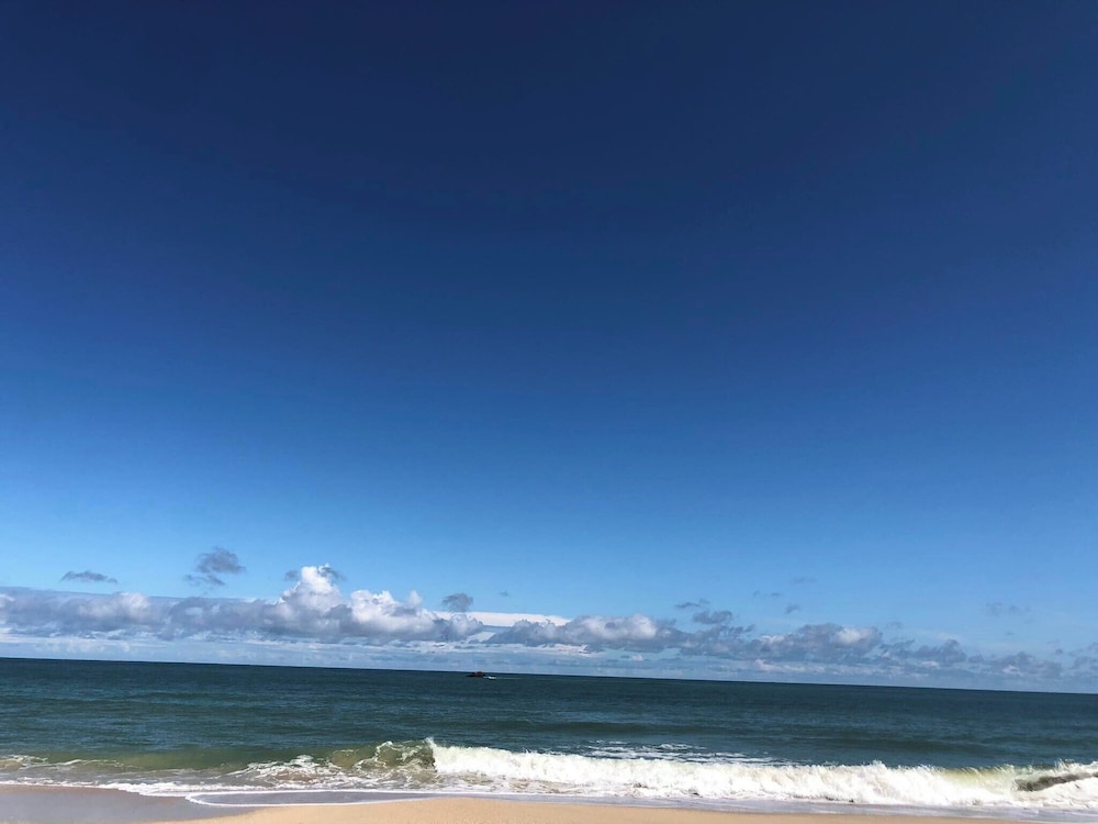 Alongkot Beach Resort Khanom 26/30