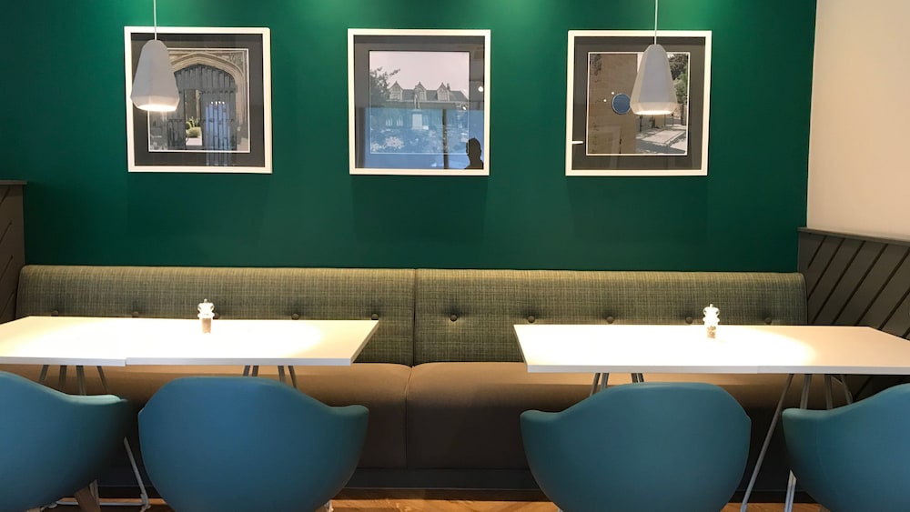 Holiday Inn Rugby-Northampton M1, JCT.18 38/50