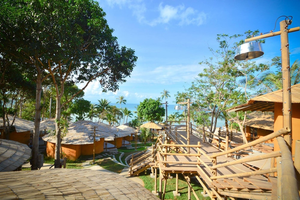 The Mud Samui 57/74