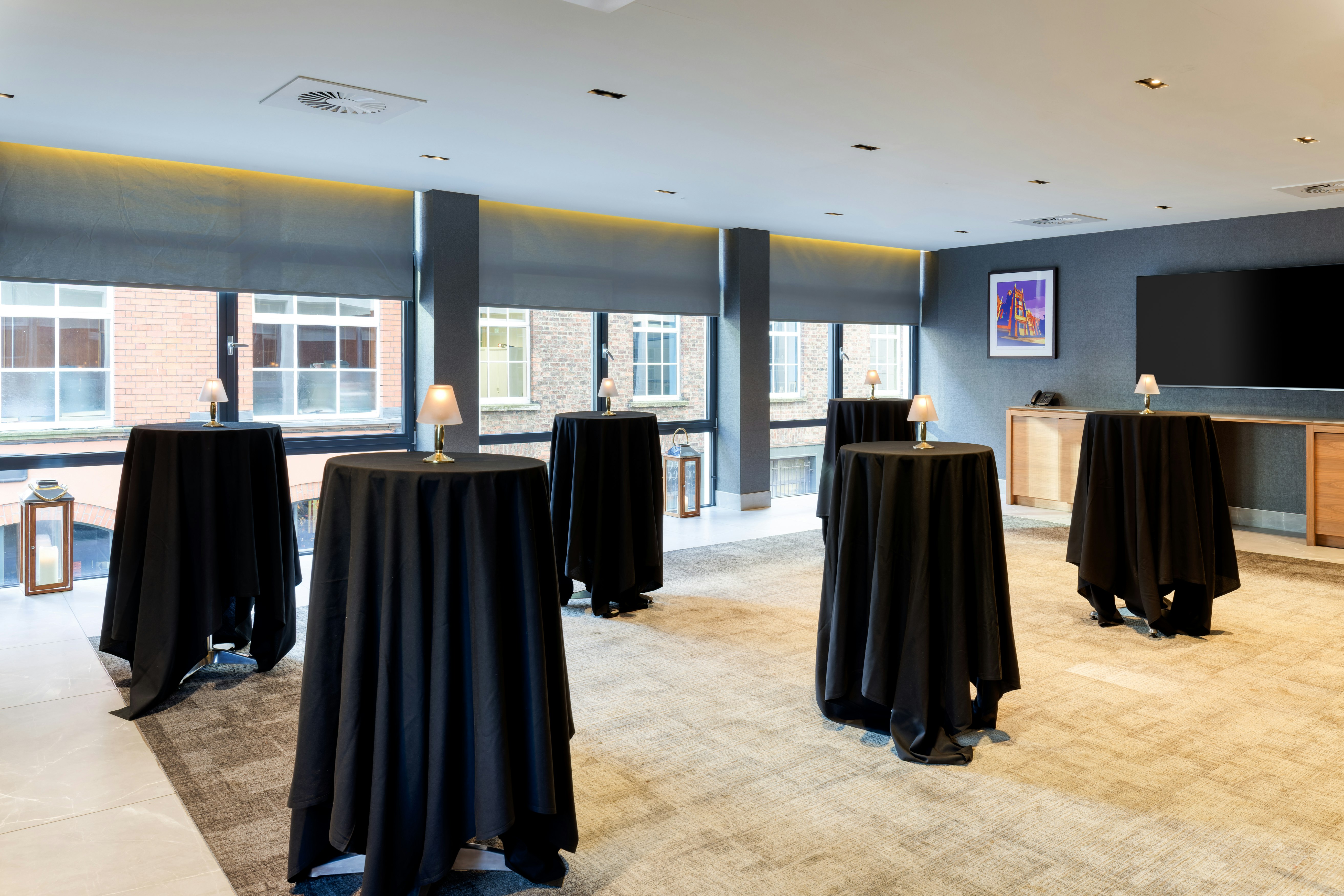 DoubleTree by Hilton Belfast City Ten Square 50/55