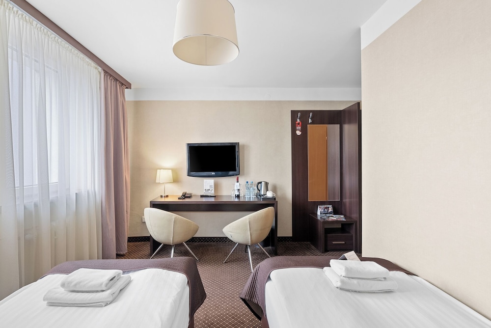 Hotel Diament Zabrze 59/66