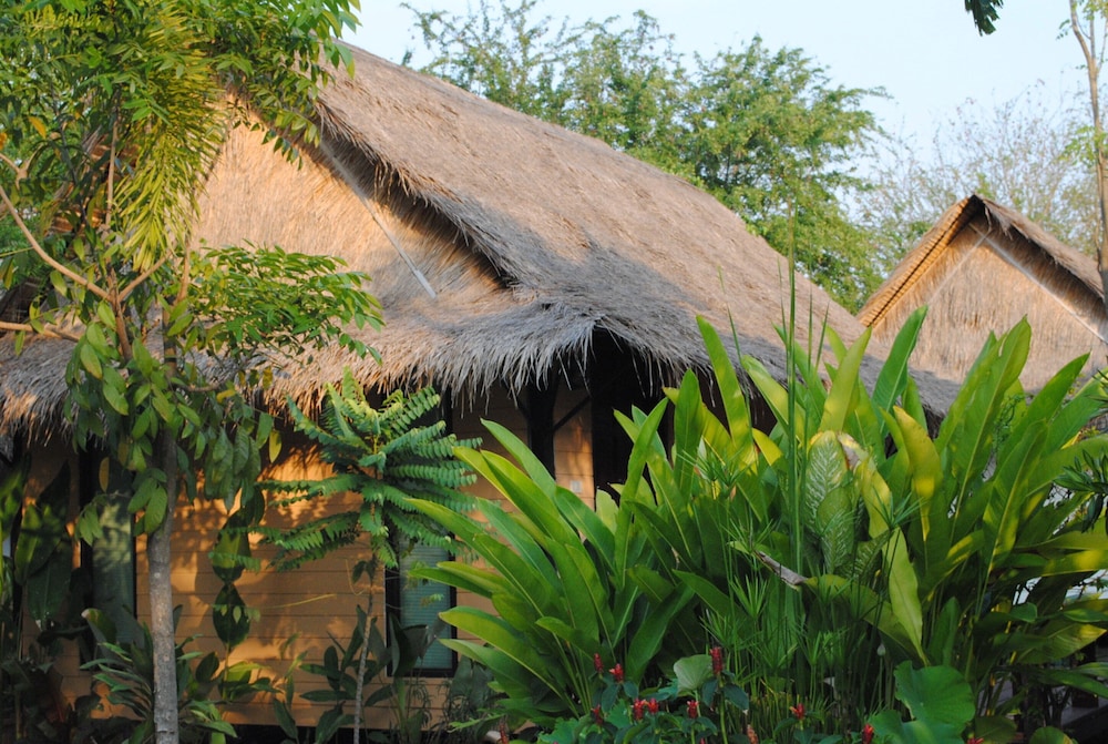 Inrawadee Resort 57/68