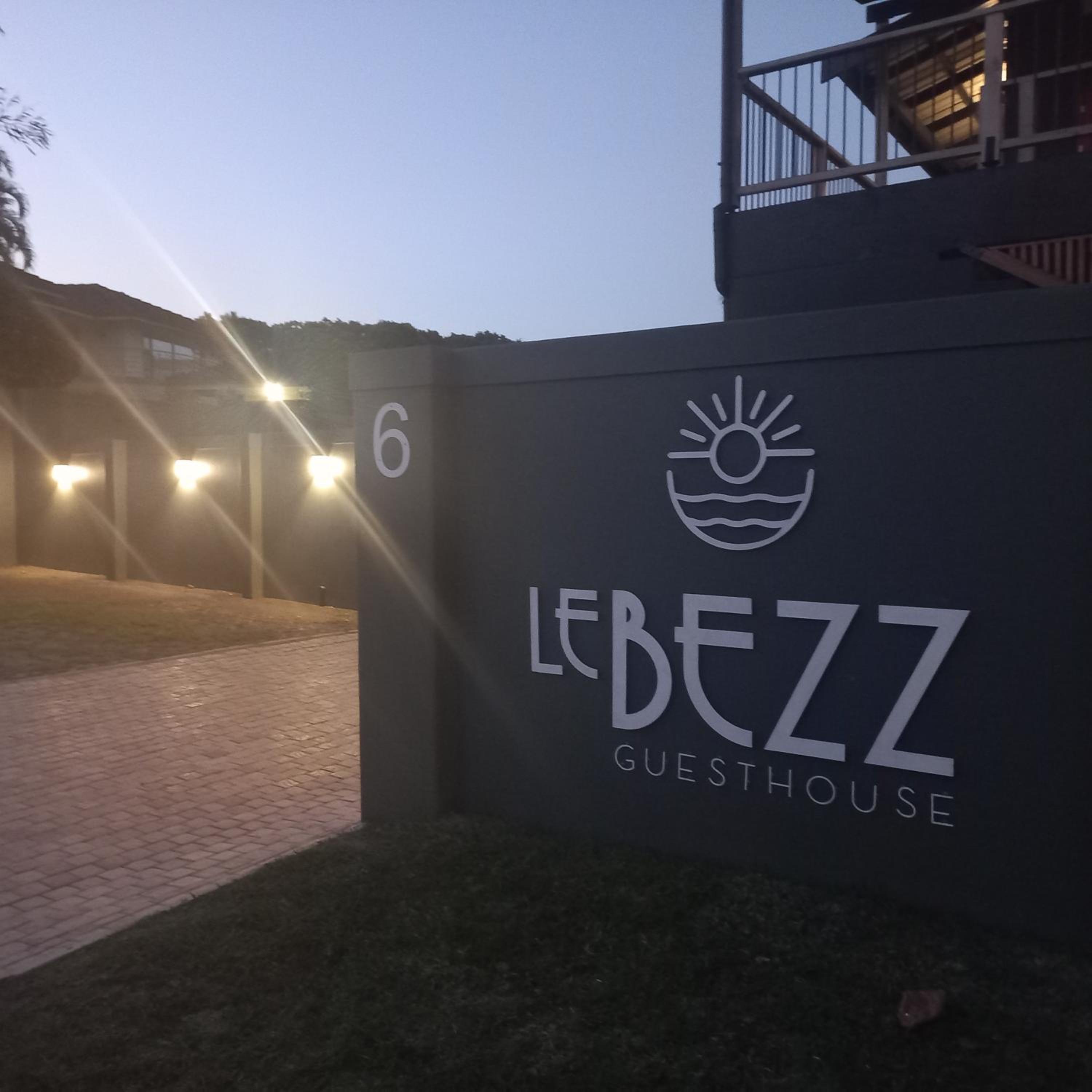 Le Bezz Guesthouse 6/23