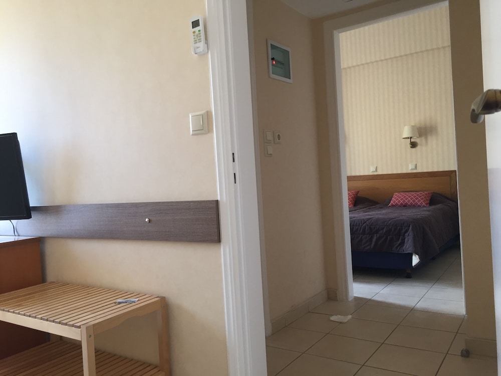 Hotel Ostria 45/45