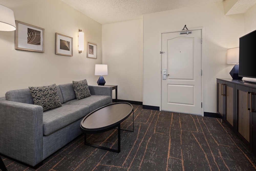 Holiday Inn Hotel Suites Maple Grove Nw Mpls Arbor Lks 52/76