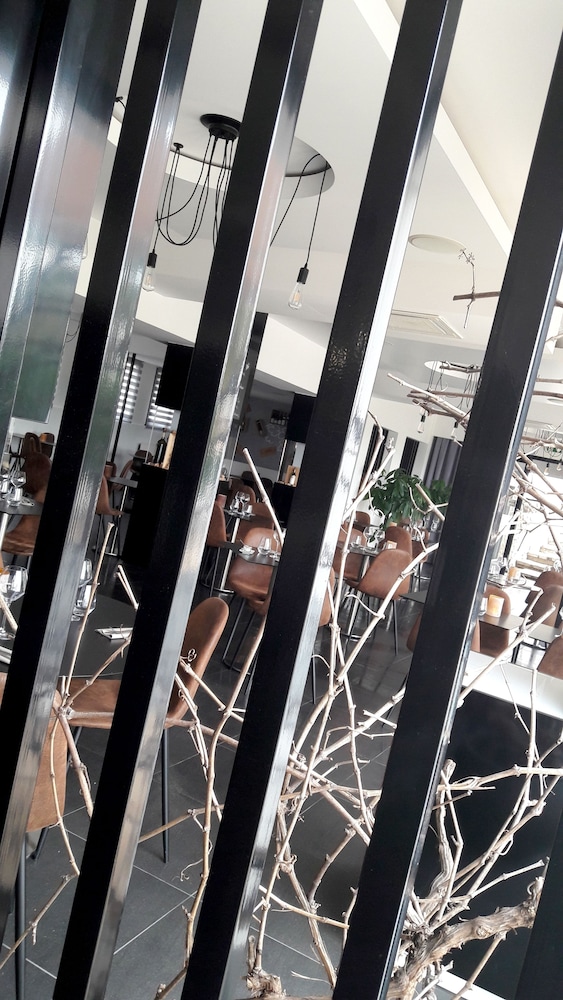 Hotel Perla Riviera 44/48