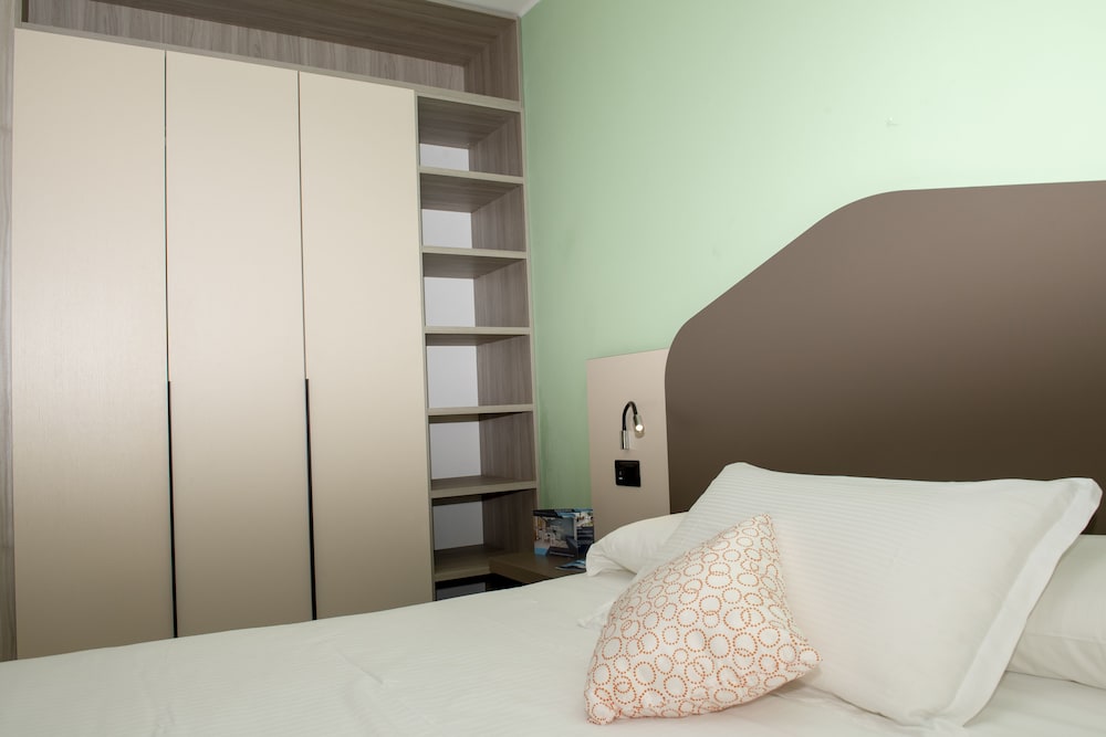 شقة بسرير كوين وسريرين منفصلين بإطلالة على الحديقة بغرفة نوم واحدة، Suites Marilia Apartments 3/6