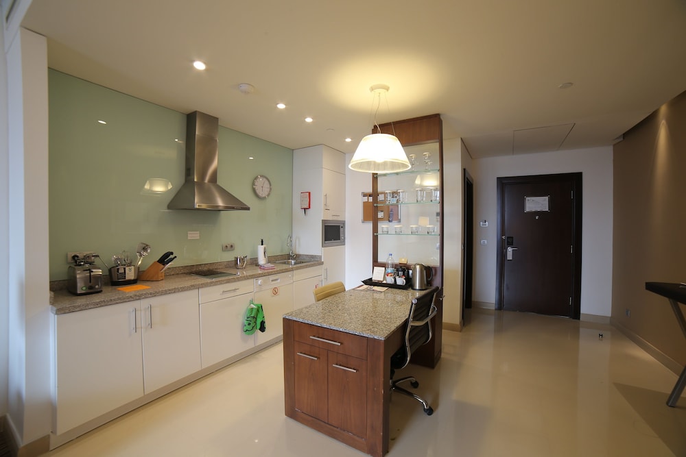 Staybridge Suites, Beirut 12/62
