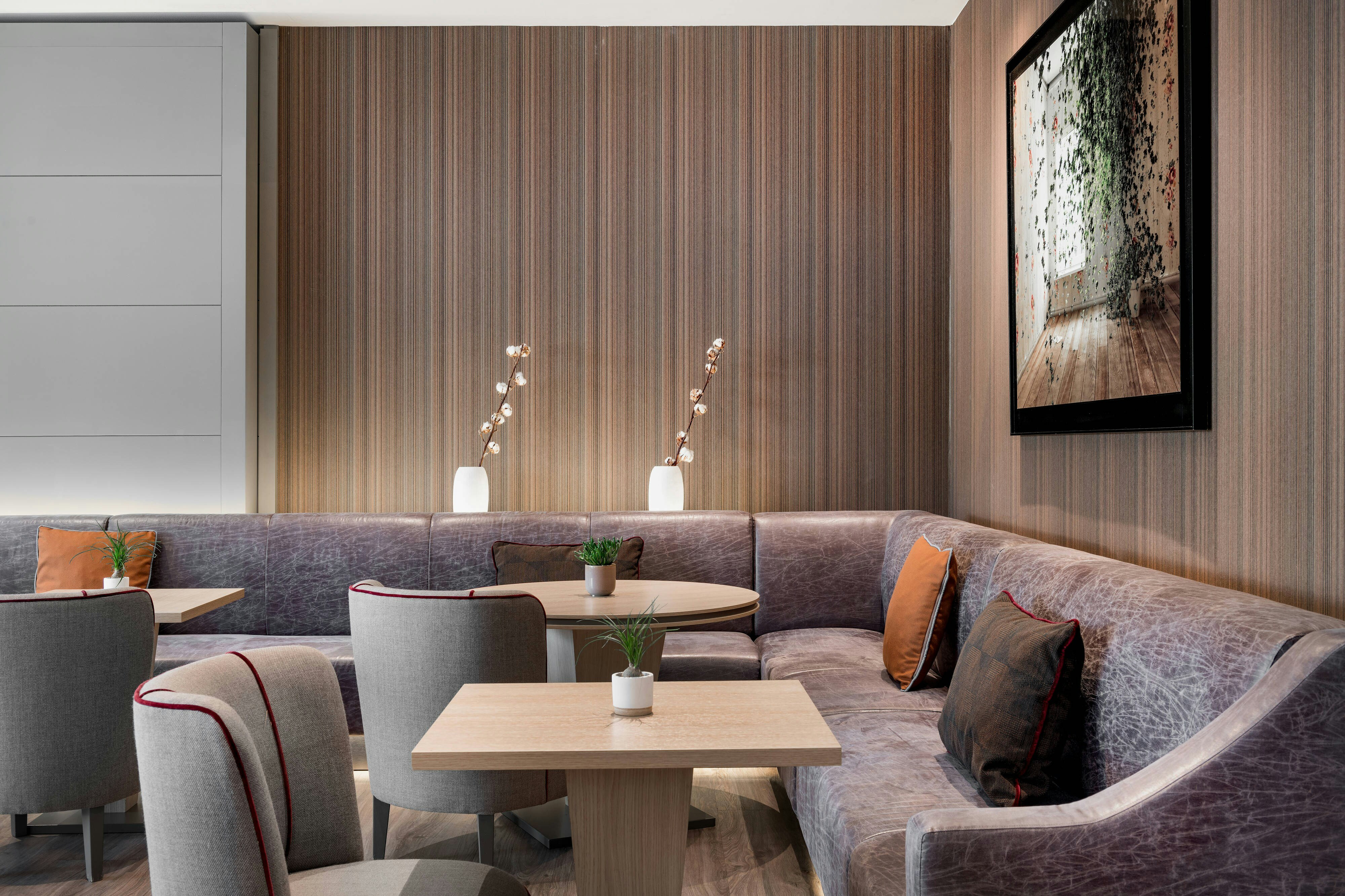 AC Hotel Bologna by Marriott 37/77