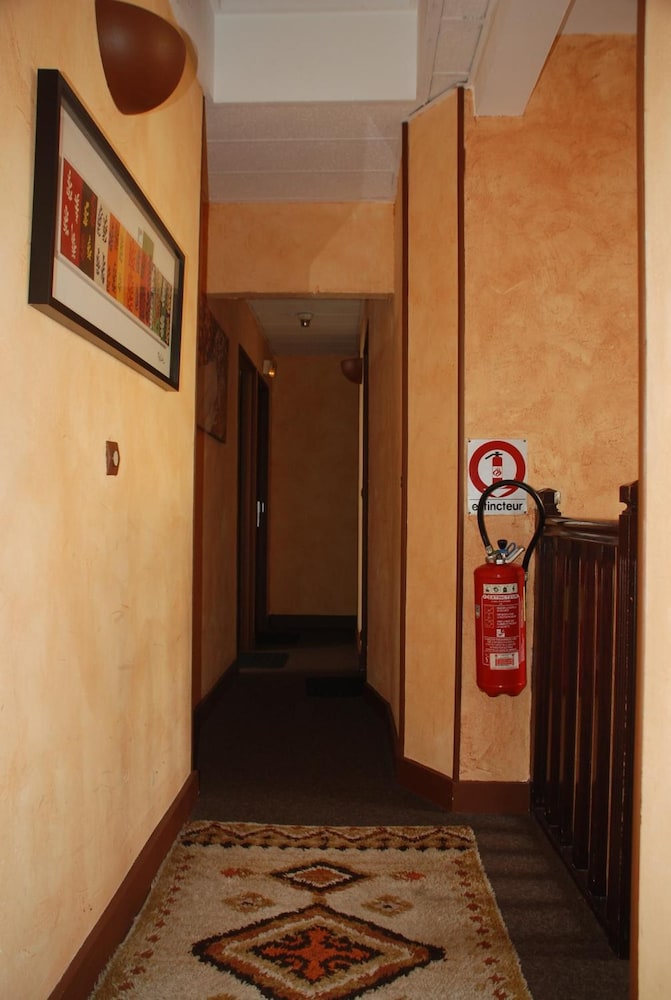 RESIDENCE DE LA TOUR 6/53