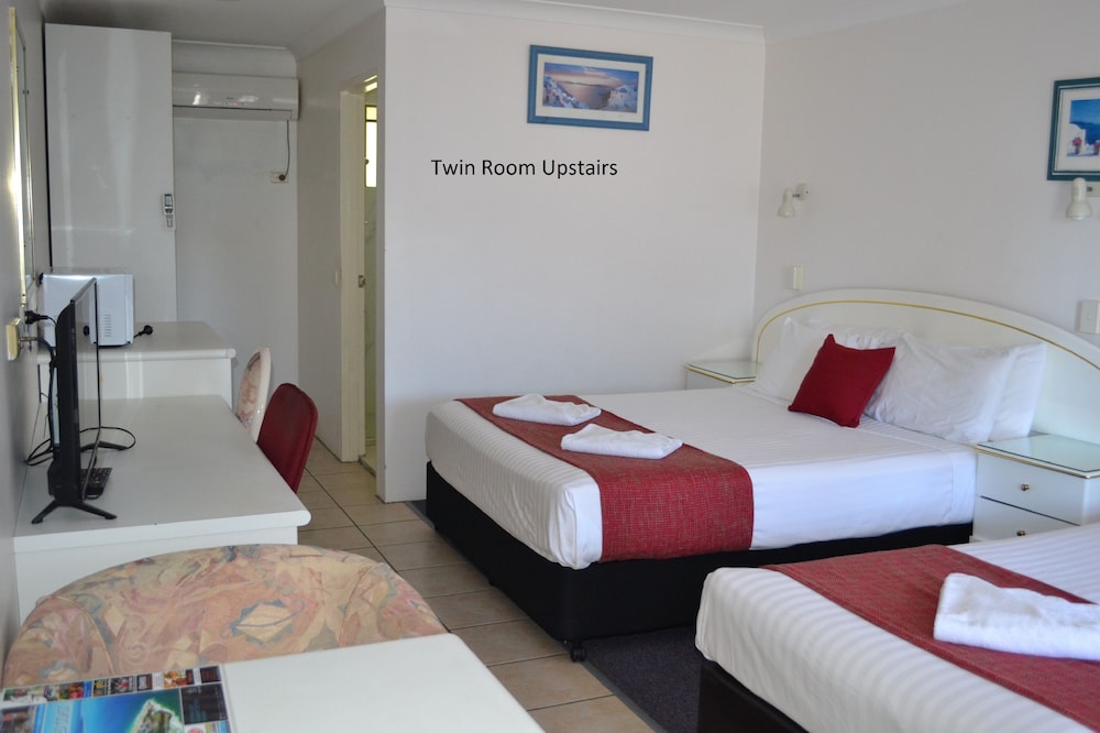 CALICO COURT MOTEL 2/15