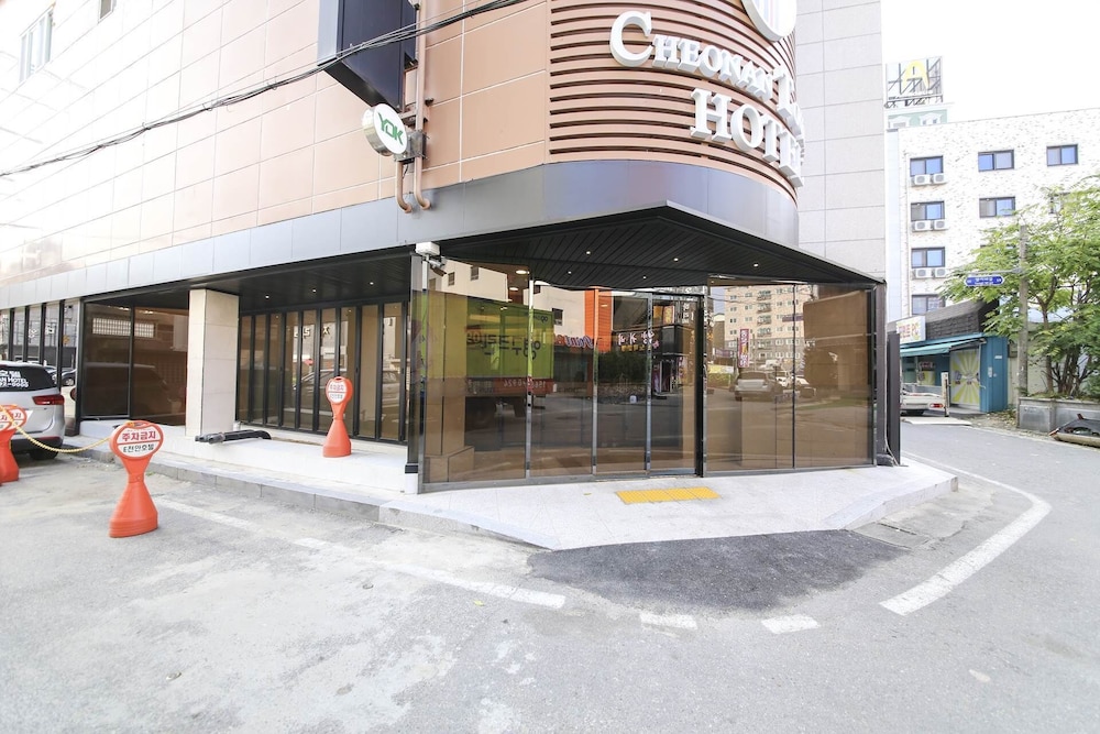E Cheonan Hotel 5/50