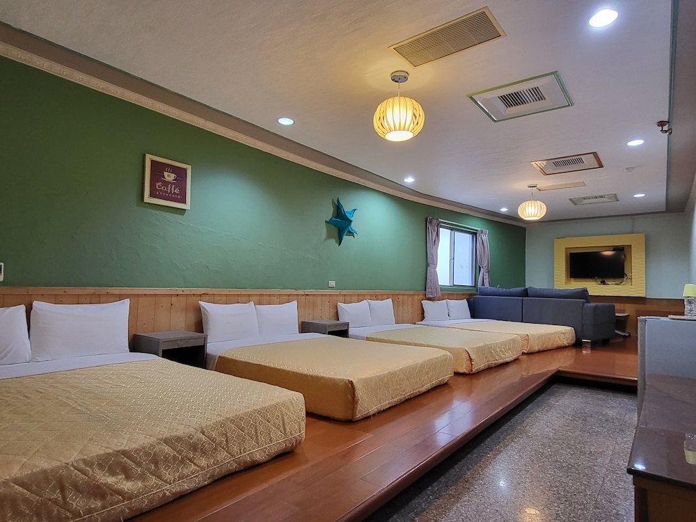 Xing Ji Hotel 16/50
