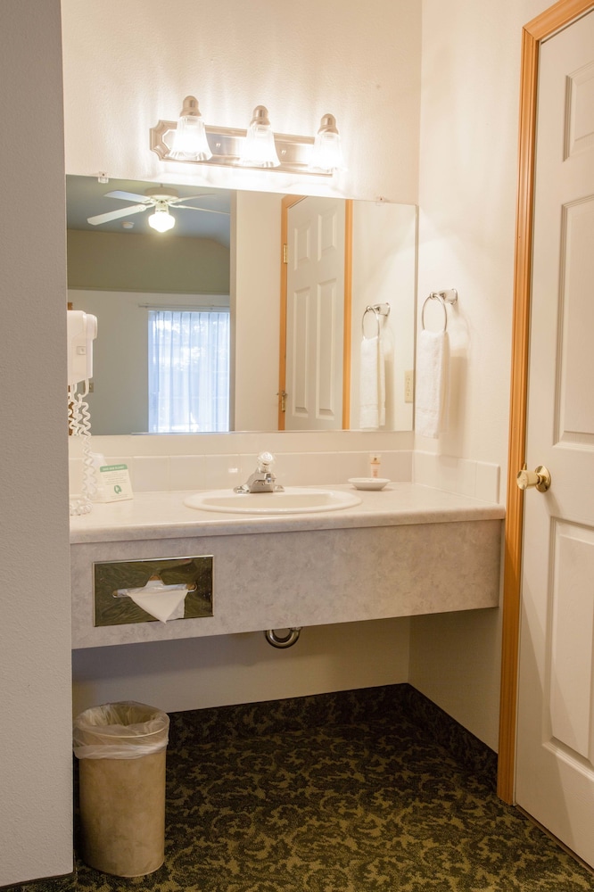 Rivers Edge Resort 49/49