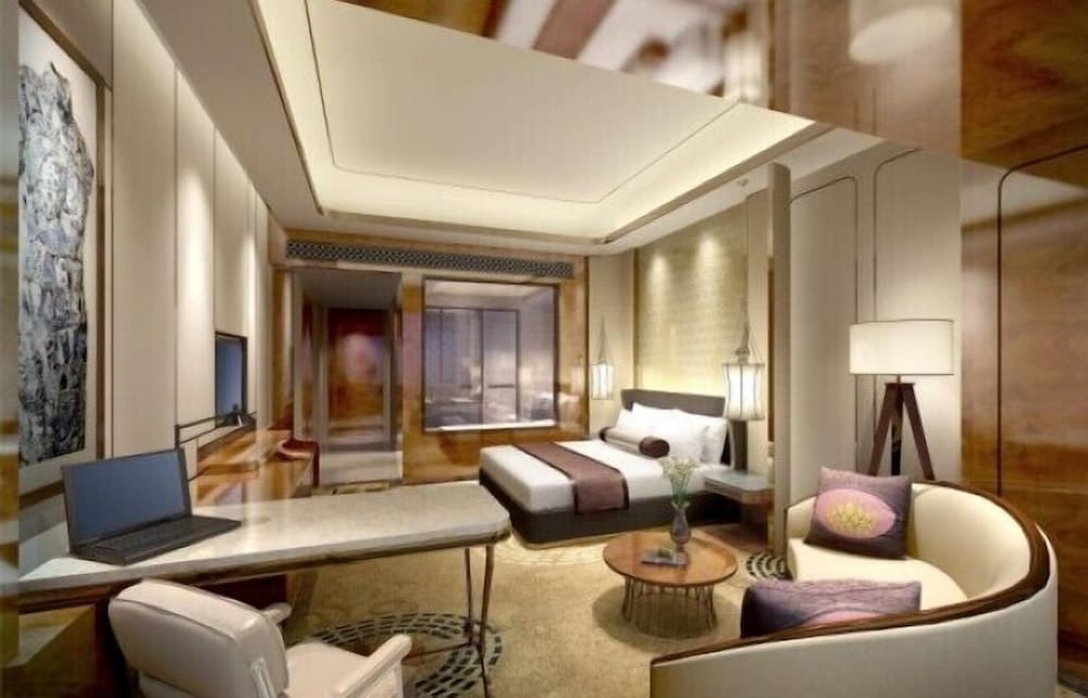 Eurasia Convention International Hotel 30/50