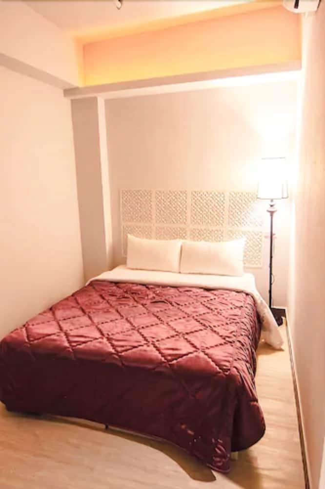 Moon Lake Hotel 6/50