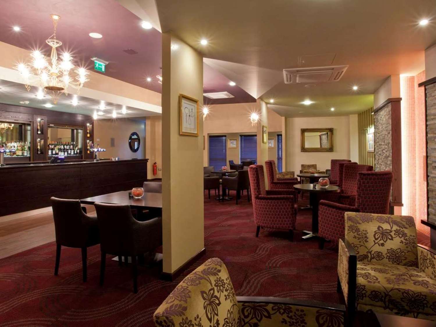 Gloucester Robinswood Hotel By Sunday 20/23