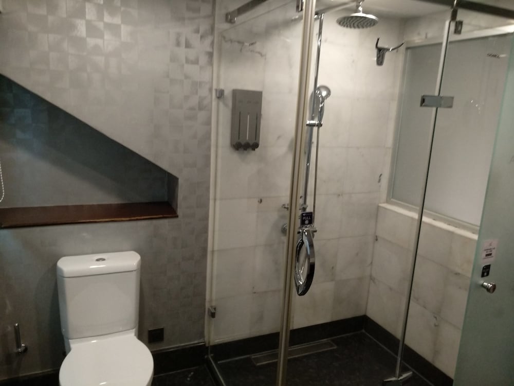 Ximen Airline Hotel 32/45