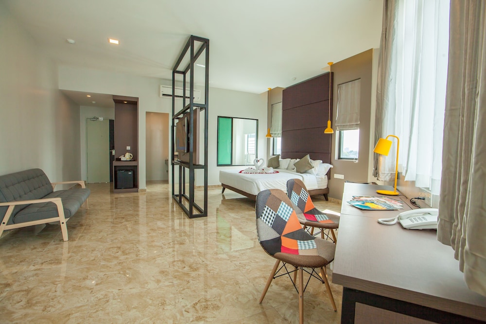 Bzz Hotel 45/61