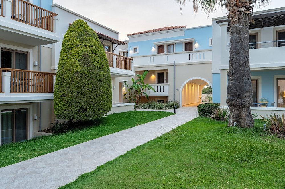 Aegean Houses 117/121