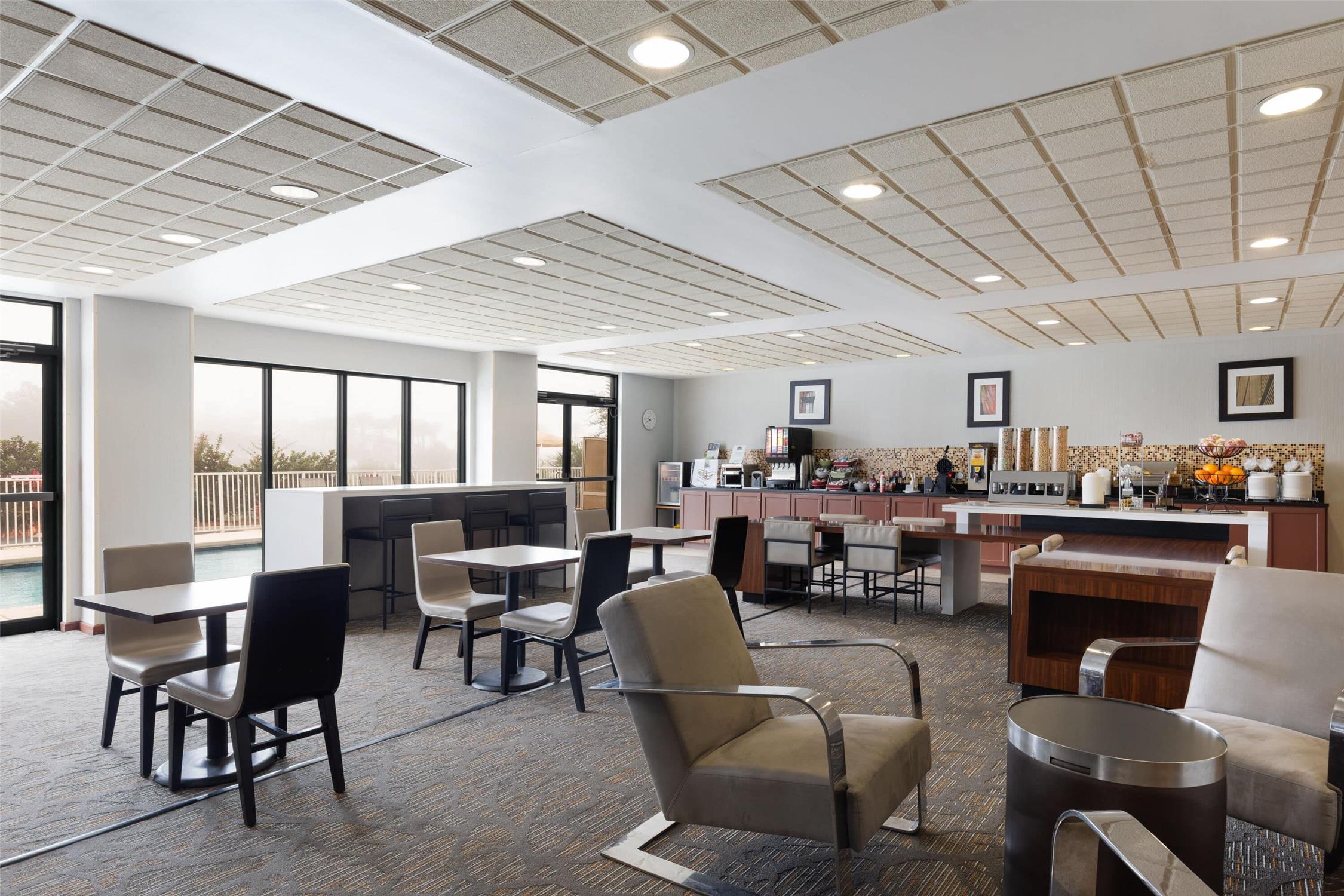 Wingate by Wyndham Destin 22/34