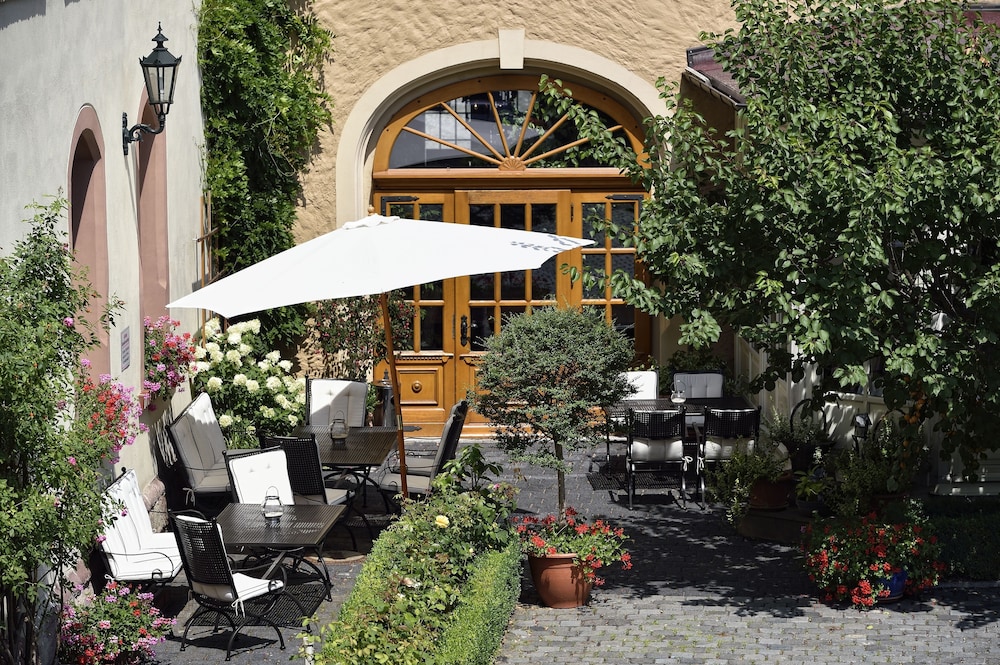 Hotel Graf von Mansfeld 44/50