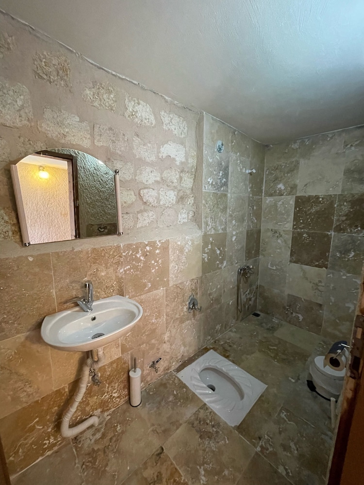 Dede Hostel Pansiyon 24/25