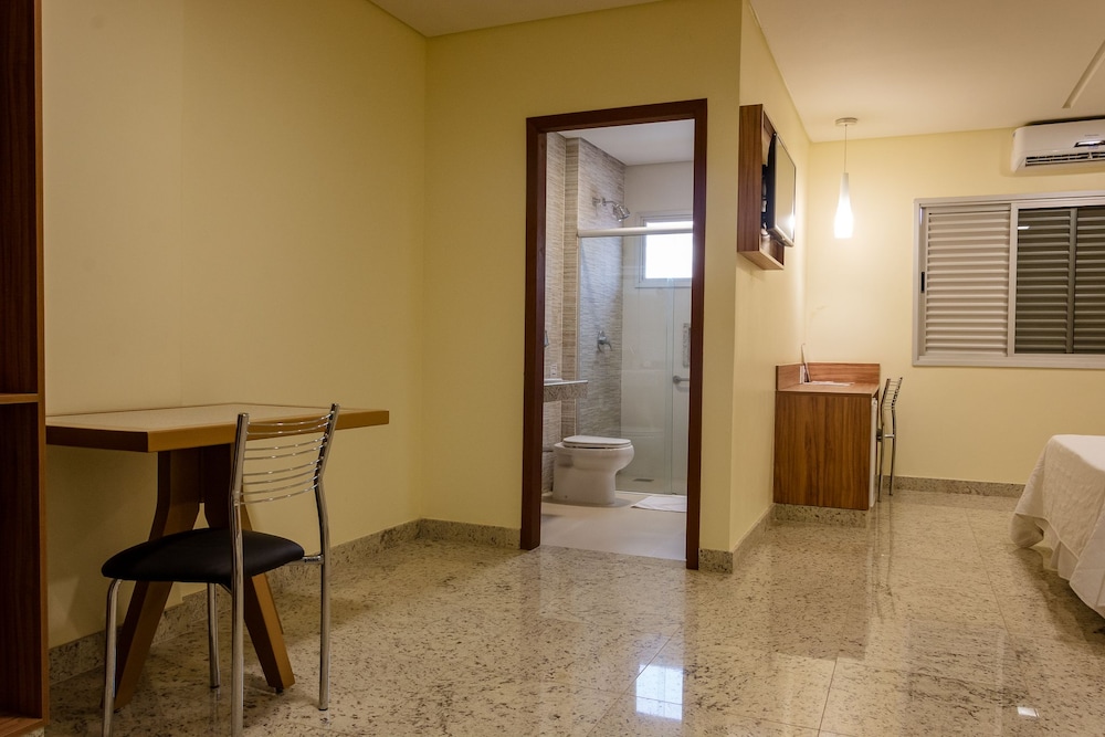 Lindoya Hotel 31/50