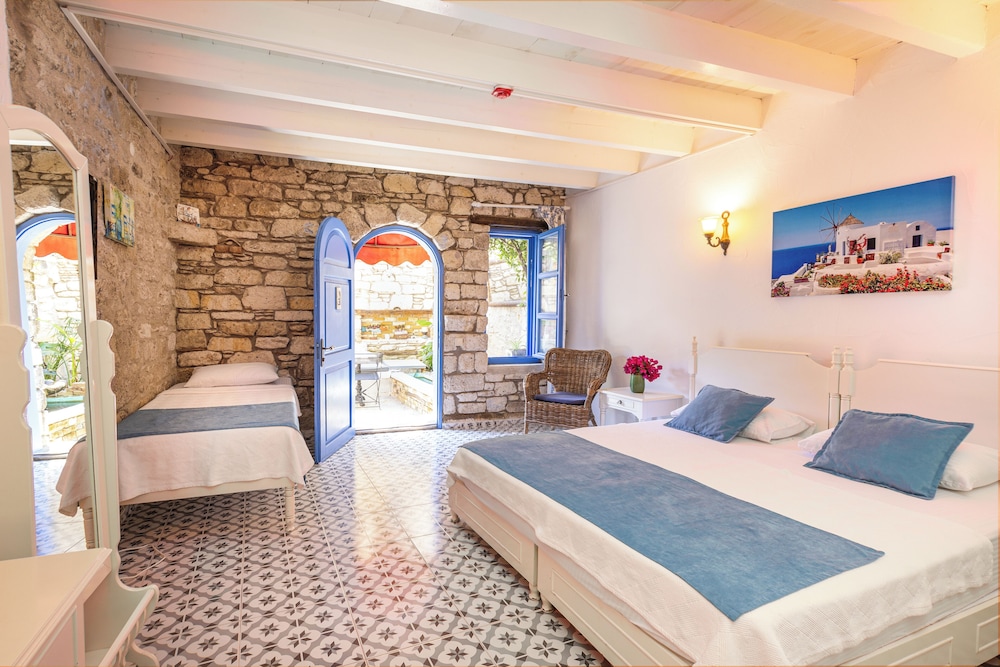 Alacati Eski Ev Hotel 23/38