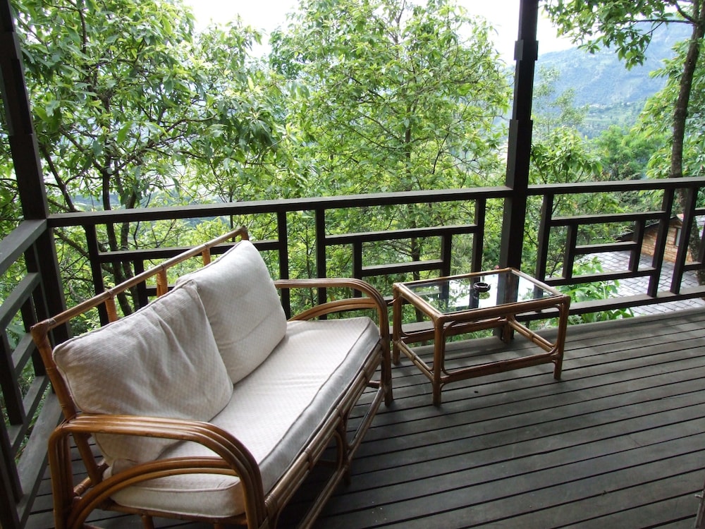 Tiger Mountain Pokhara Lodge 27/40