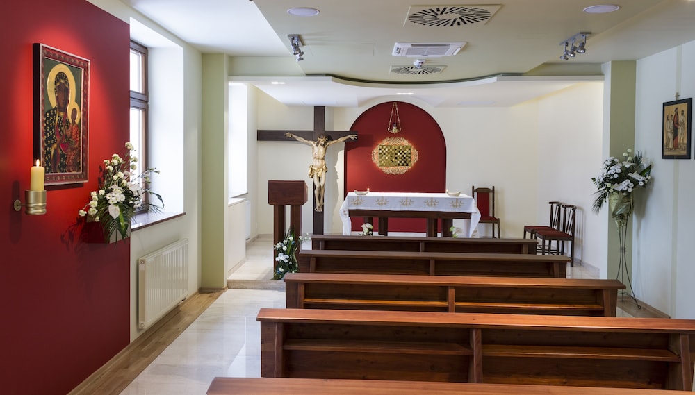 Domus Mater 8/50